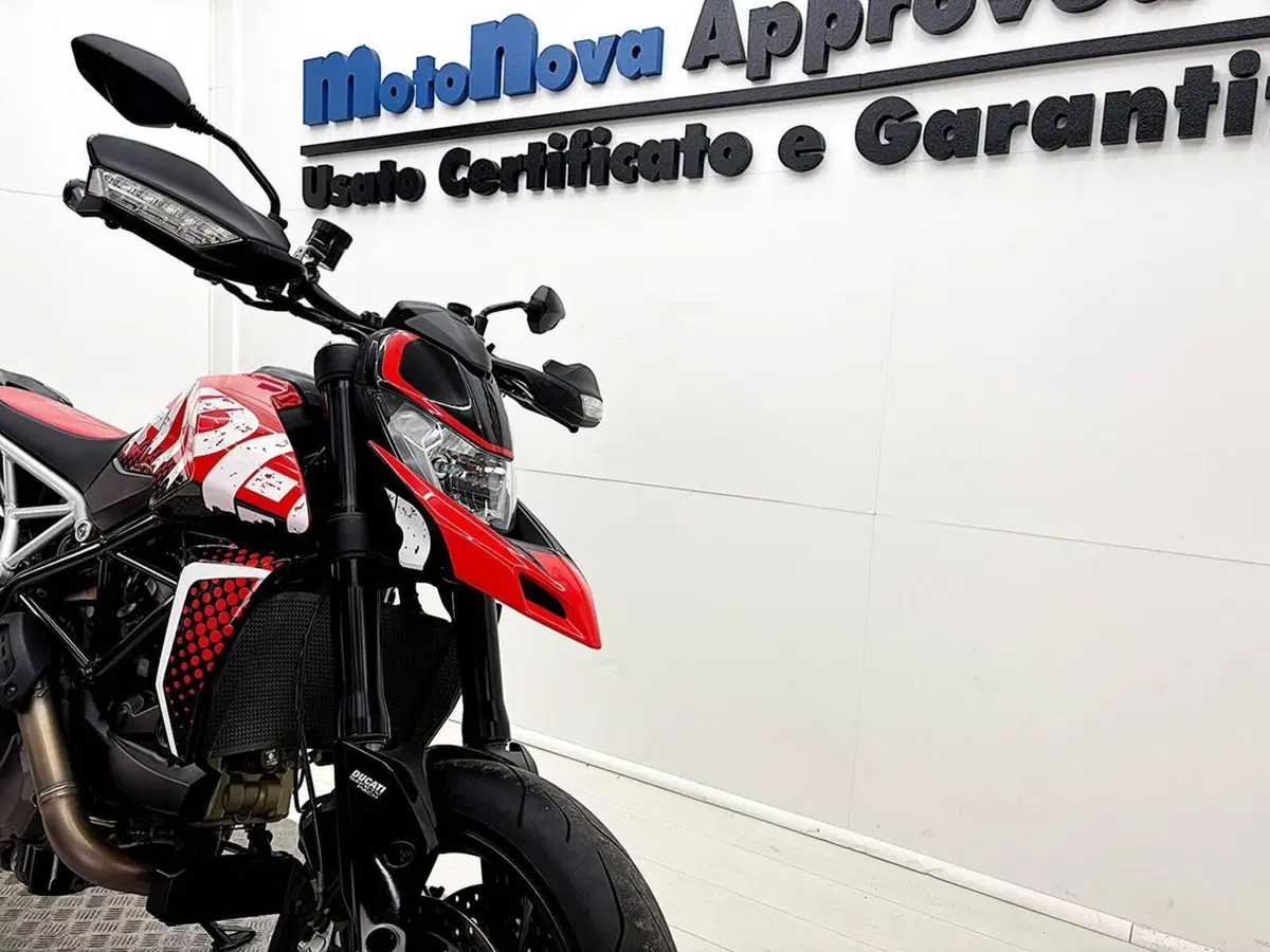 Ducati Hypermotard 950 RVE (2022 - 25) (12)