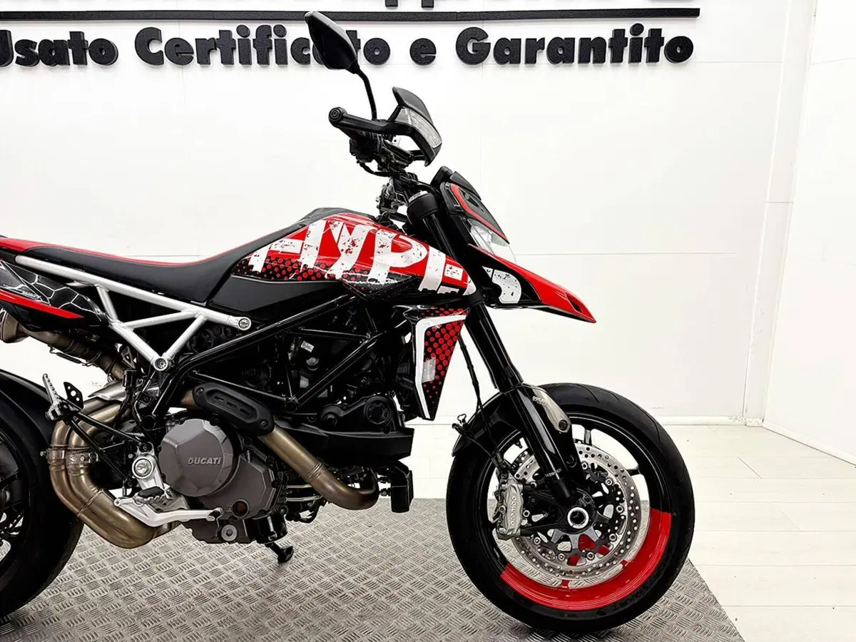 Ducati Hypermotard 950 RVE (2022 - 25) (10)