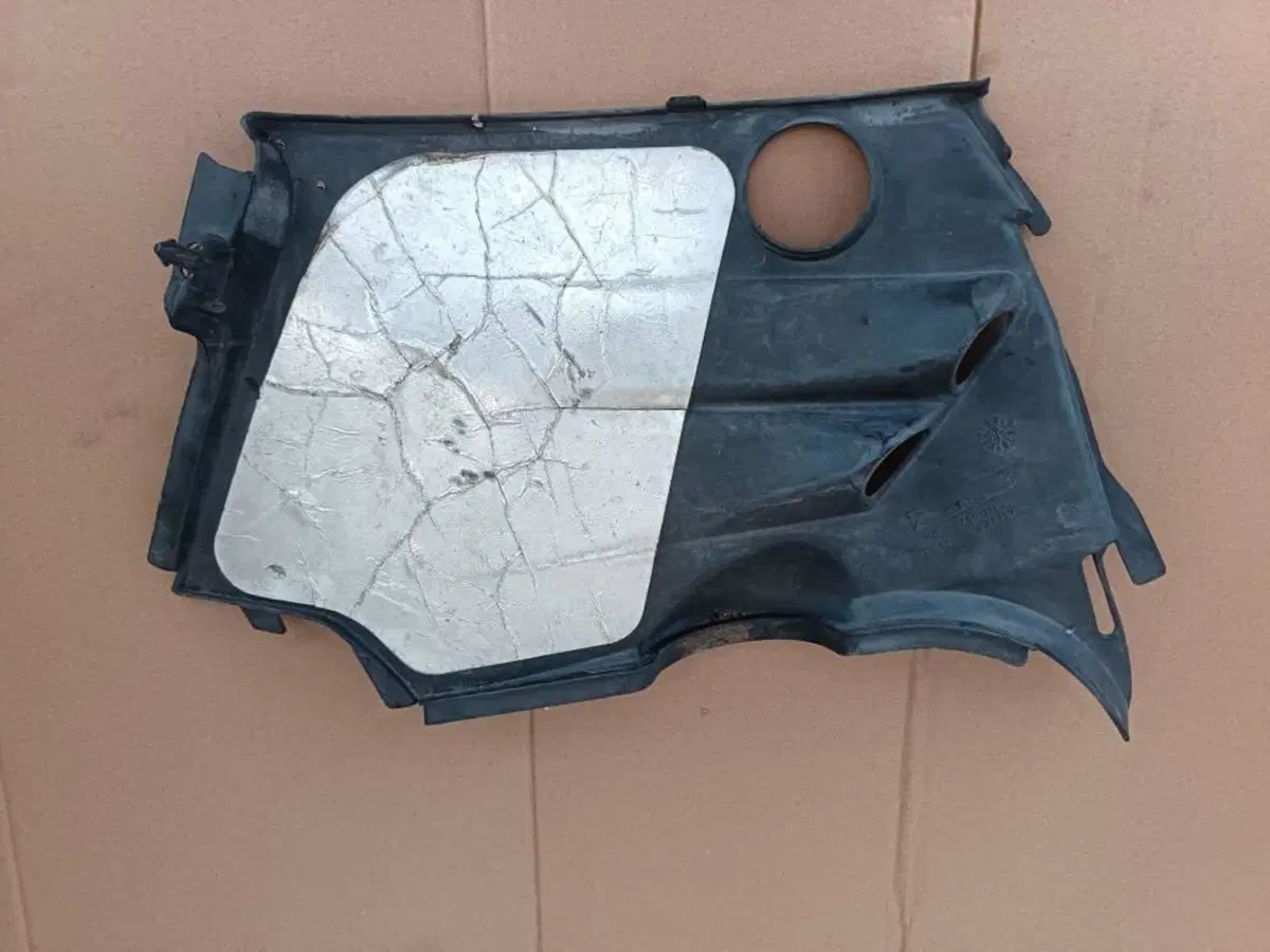 Ricambi Plastica Carena Fianchetto Protezione Yama Yamaha (3)