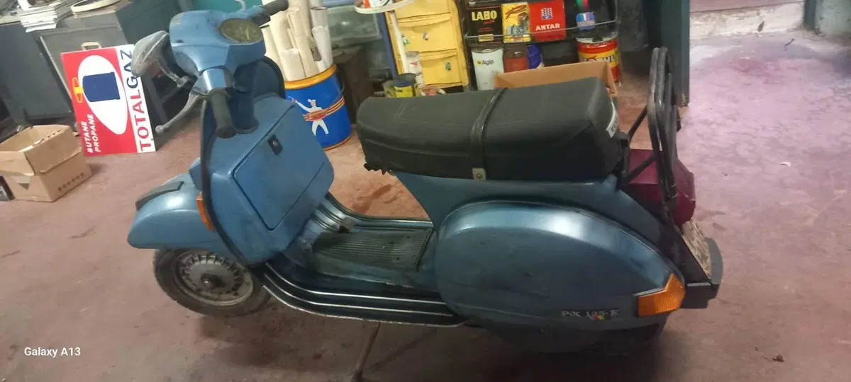 Piaggio Px 125 e arcobaleno (6)