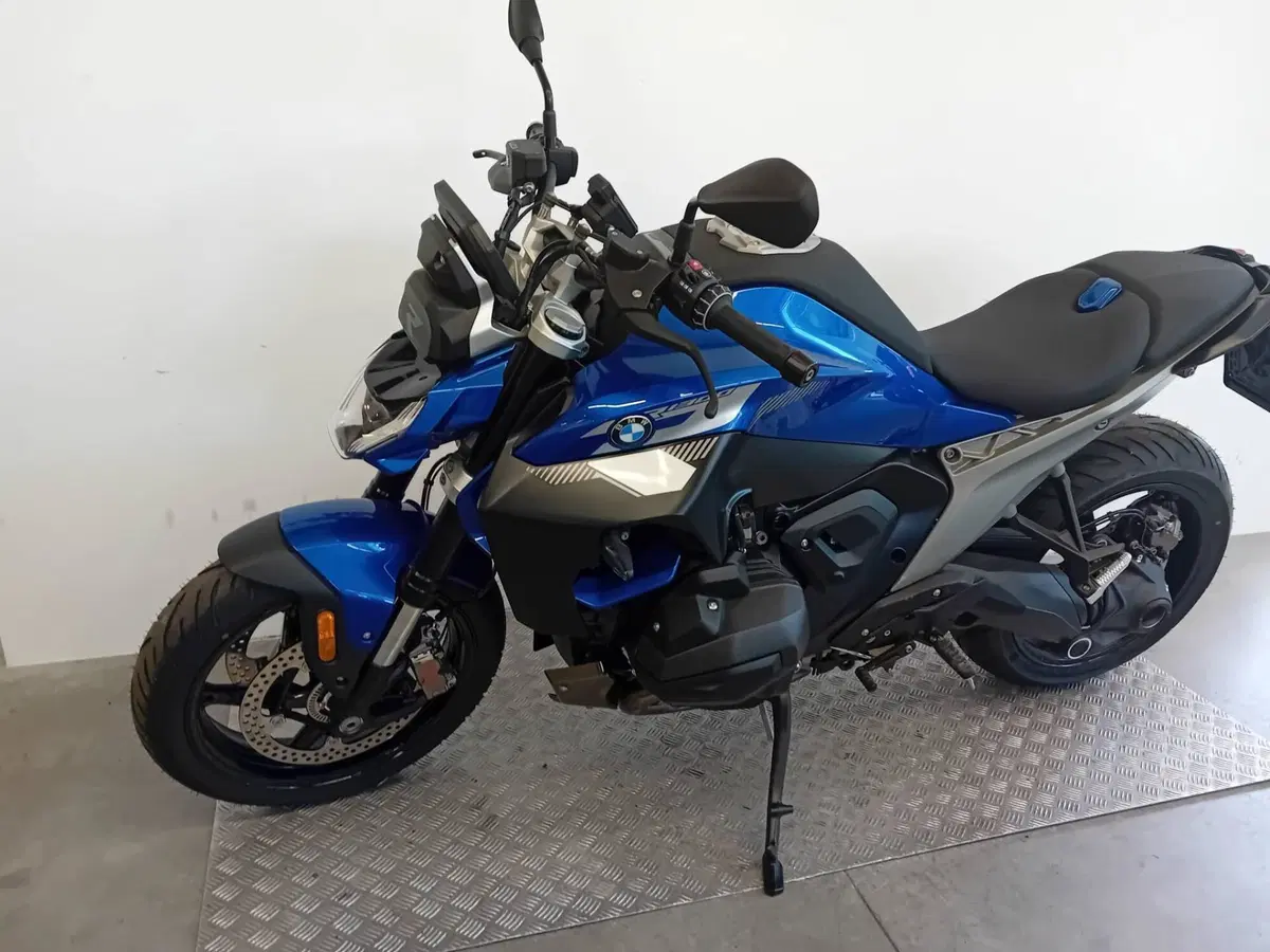 Bmw R 1300 R (2026 - 27) (4)