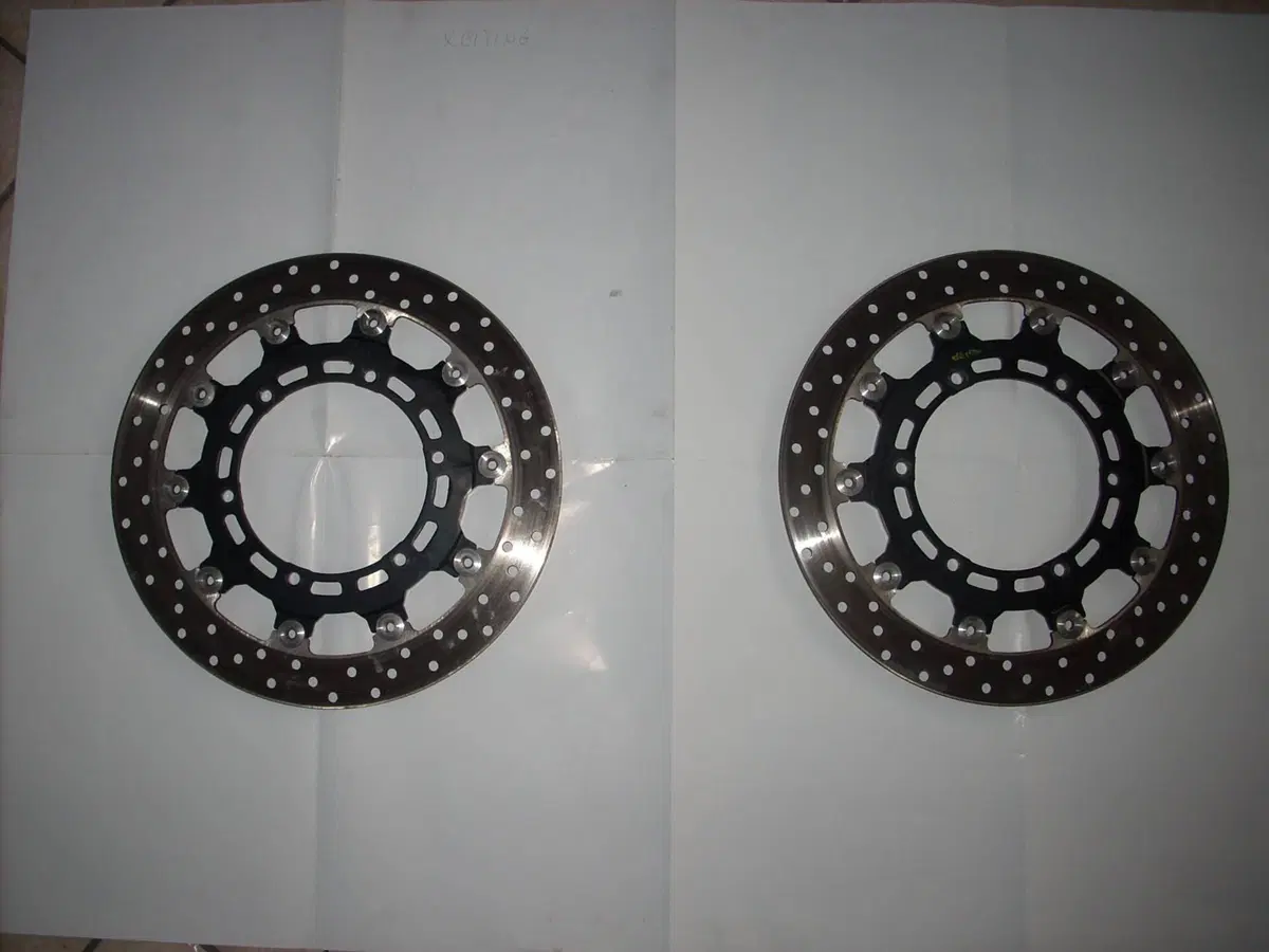 Ricambi Usati Yamaha MT-01 1670 Collectors Dischi (6)