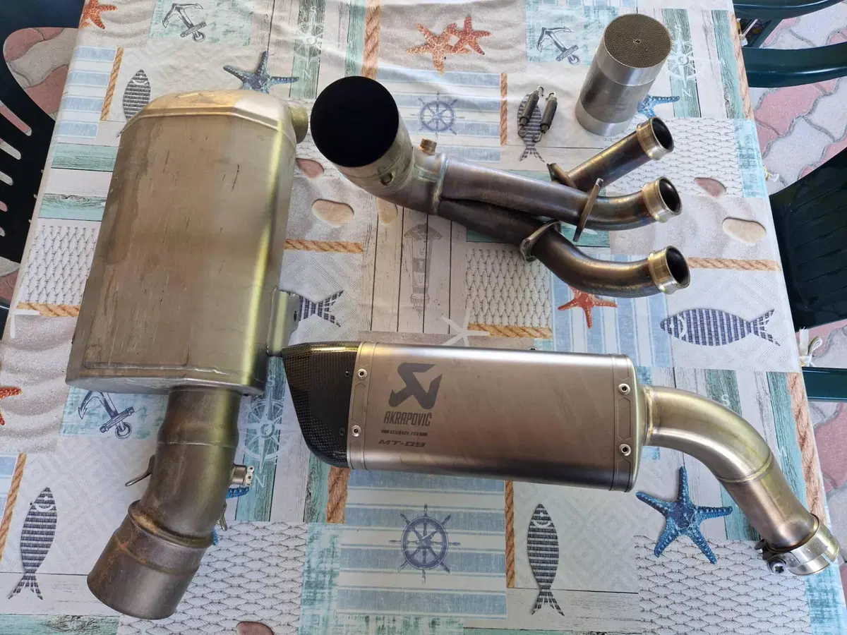 Scarico akrapovic completo mt-09 euro 5