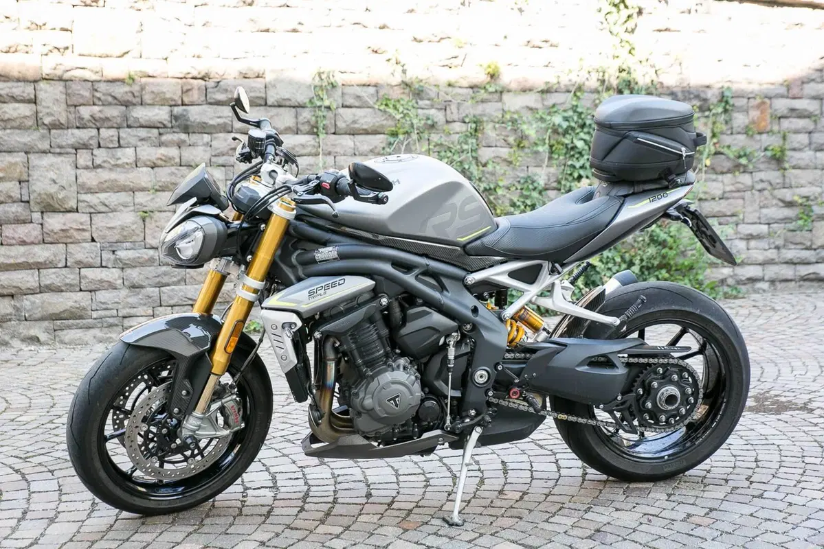 Triumph Speed Triple 1200 RS (2021 - 24) (2)