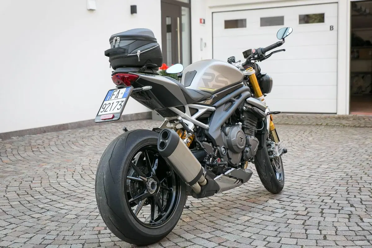 Triumph Speed Triple 1200 RS (2021 - 24) (3)