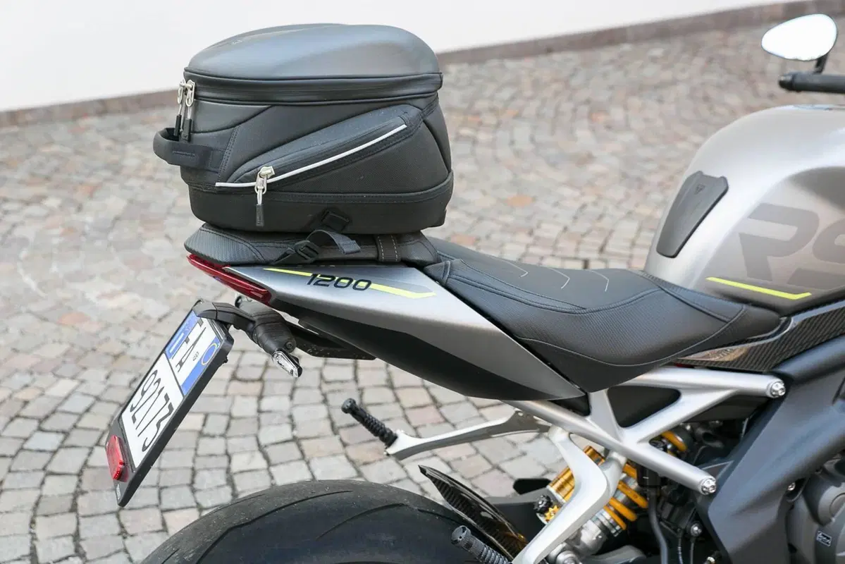 Triumph Speed Triple 1200 RS (2021 - 24) (11)