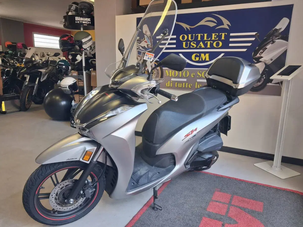 Honda SH 350 Sport (2021 - 24) (2)