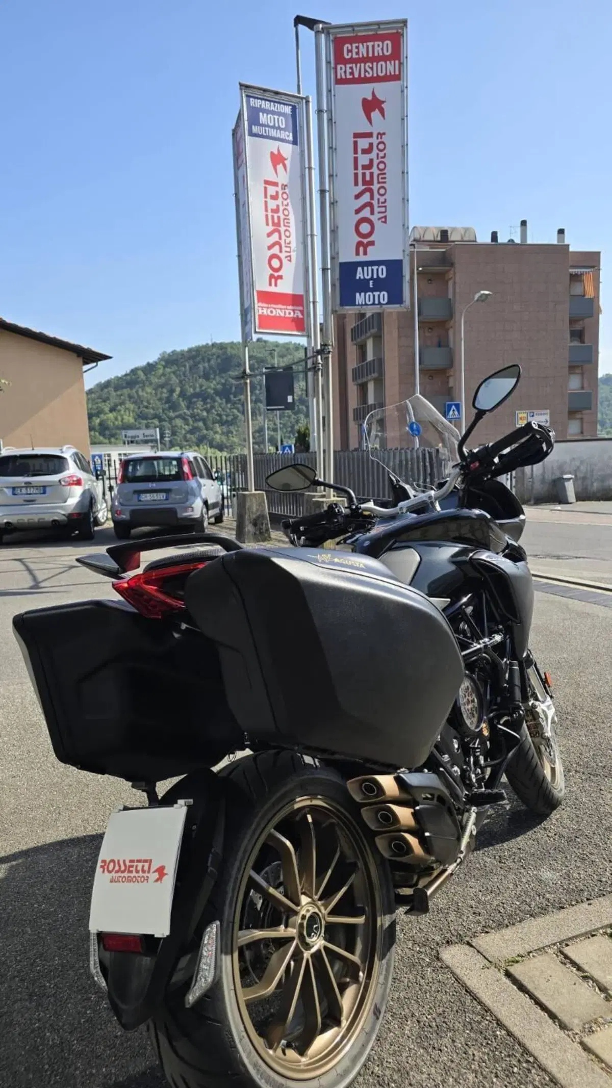 MV Agusta Turismo Veloce 800 Lusso SCS (2021 - 26) (6)