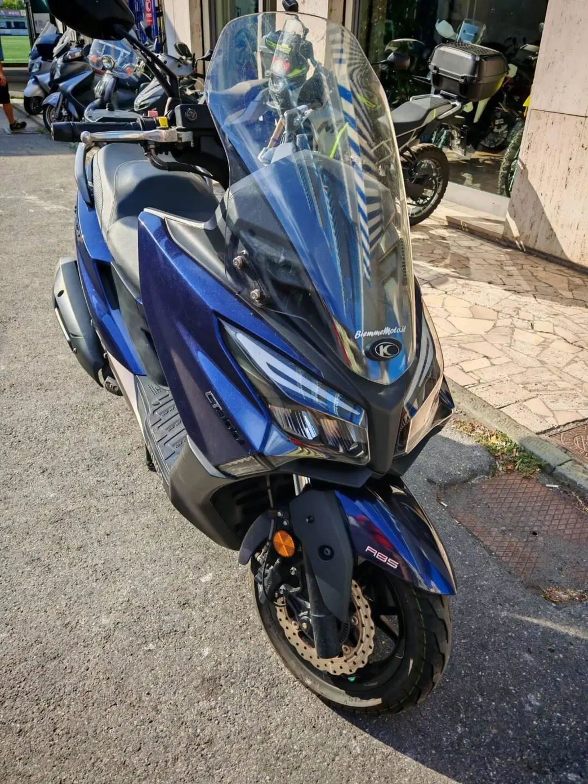 Kymco X-Town 300i City (2021 - 25) (2)