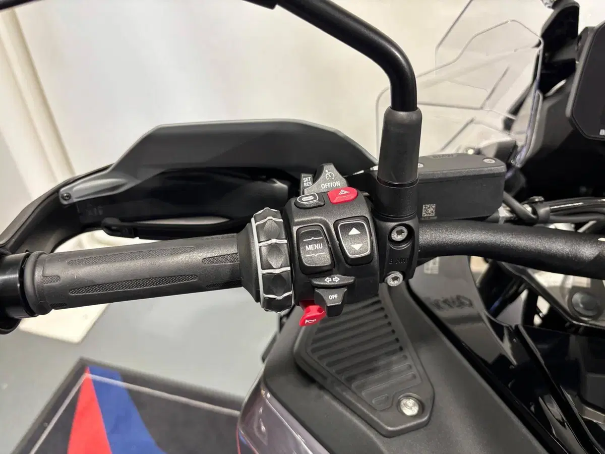 Bmw R 1300 GS Adventure Triple Black (2025 - 26) (6)