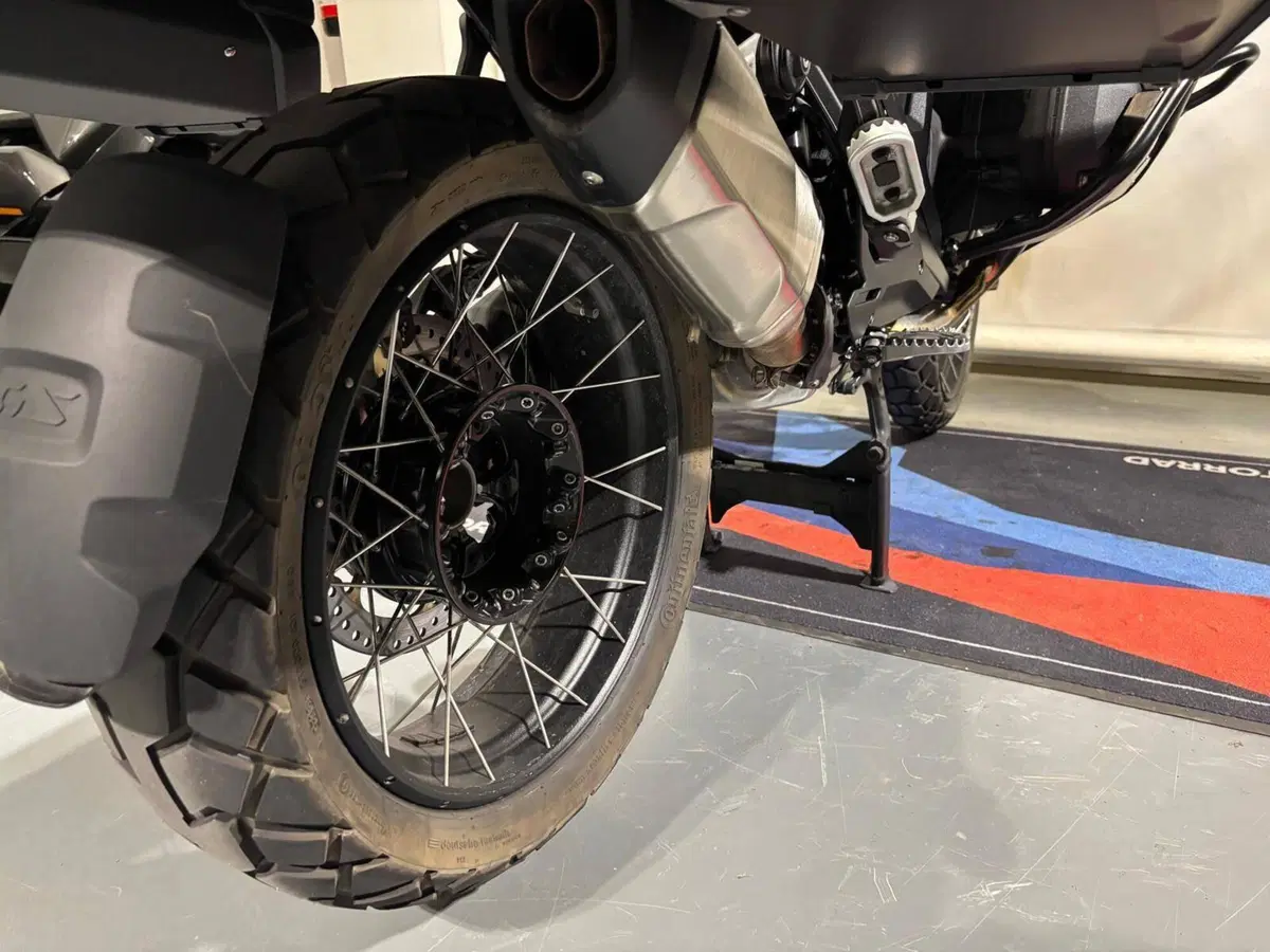 Bmw R 1300 GS Adventure Triple Black (2025 - 26) (16)