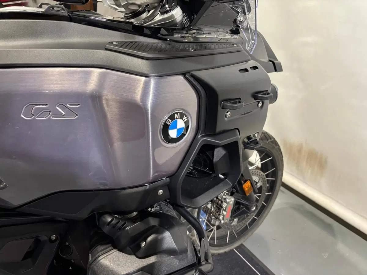 Bmw R 1300 GS Adventure Triple Black (2025 - 26) (18)
