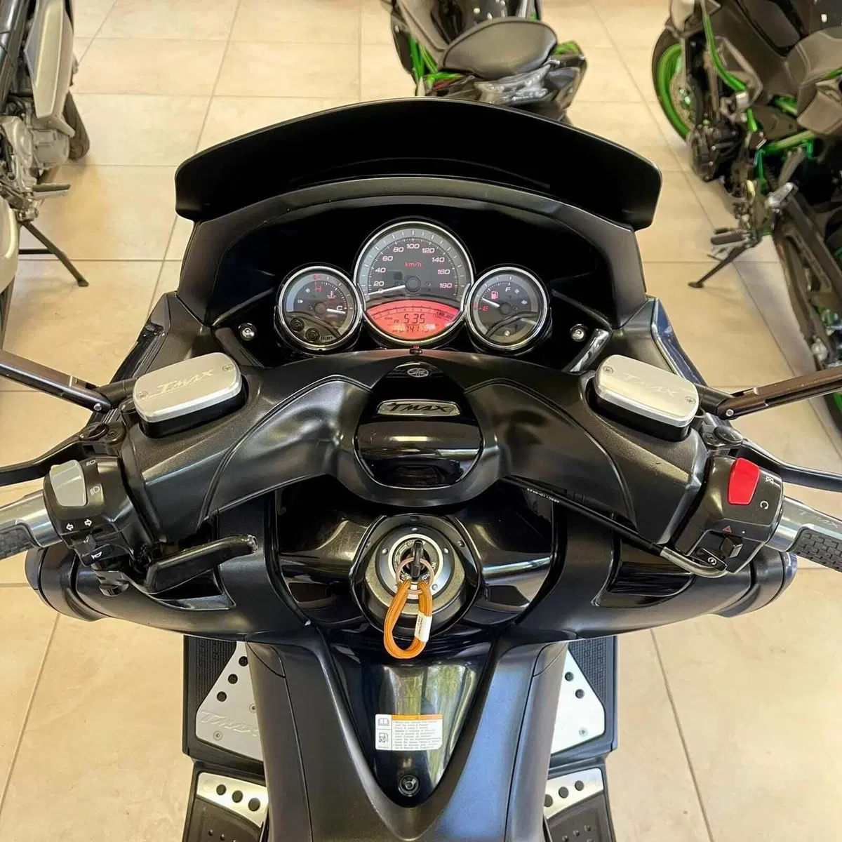 Yamaha T-Max 500 (2008 - 12) (3)