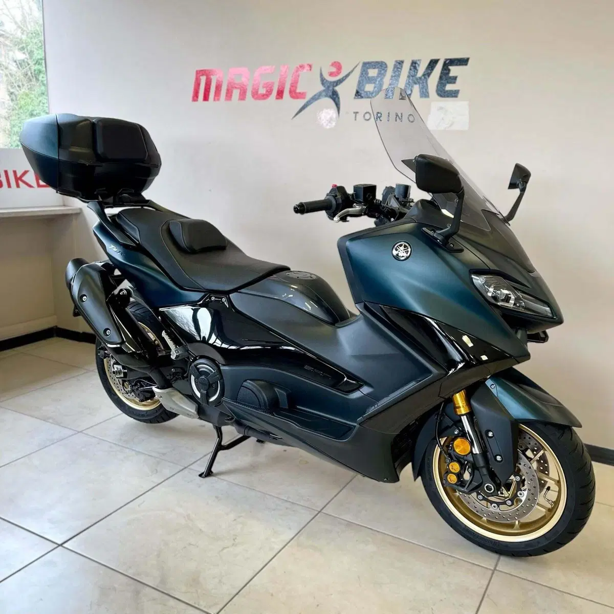 Yamaha T-Max 560 Tech Max (2022 - 24)