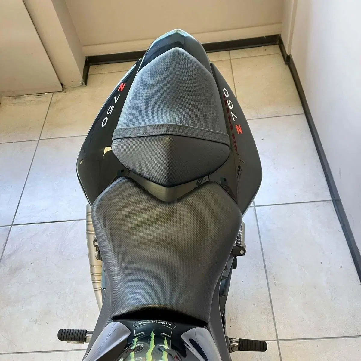 Kawasaki Z 750 (2007 - 14) (5)