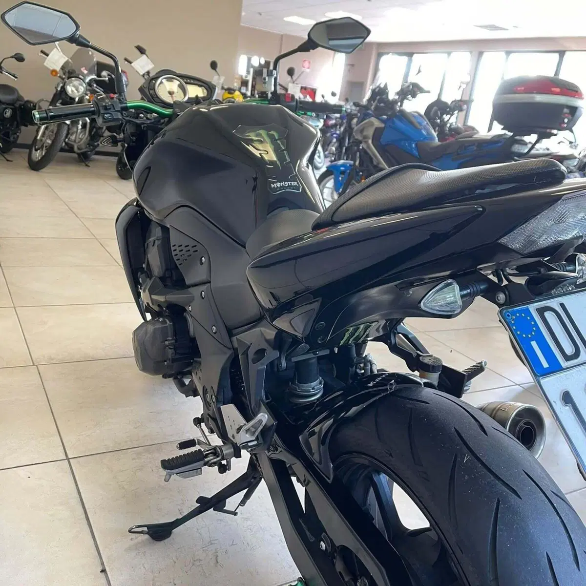 Kawasaki Z 750 (2007 - 14) (8)