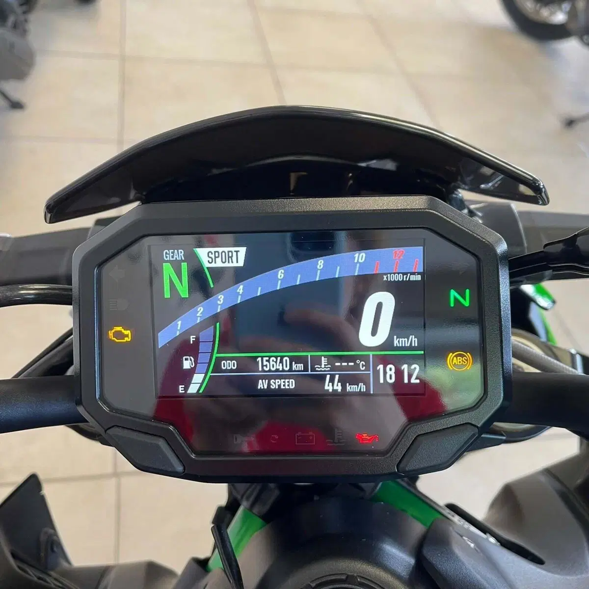Kawasaki Z 900 SE (2022 - 24) (2)