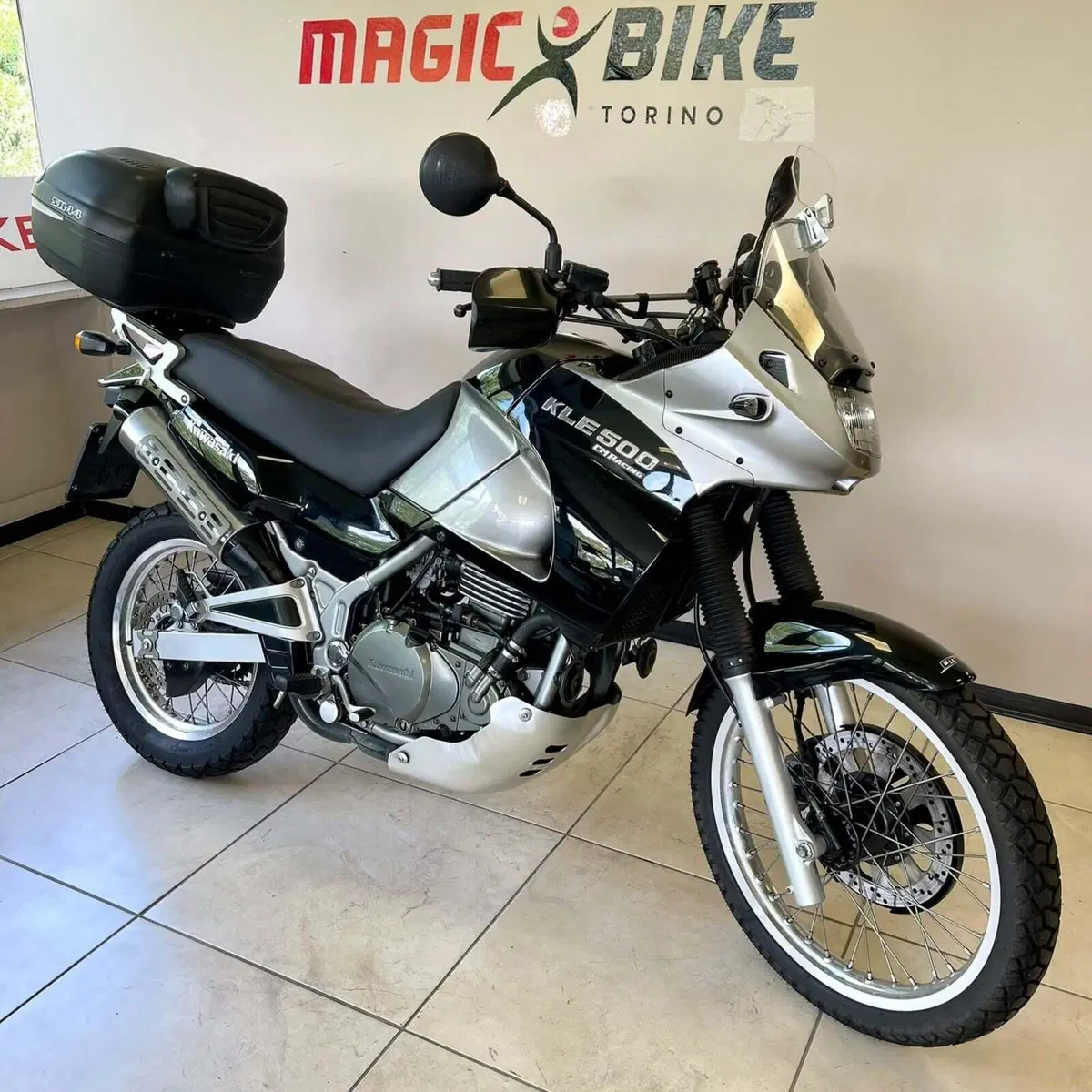 Kawasaki KLE 500 (2001 - 04)