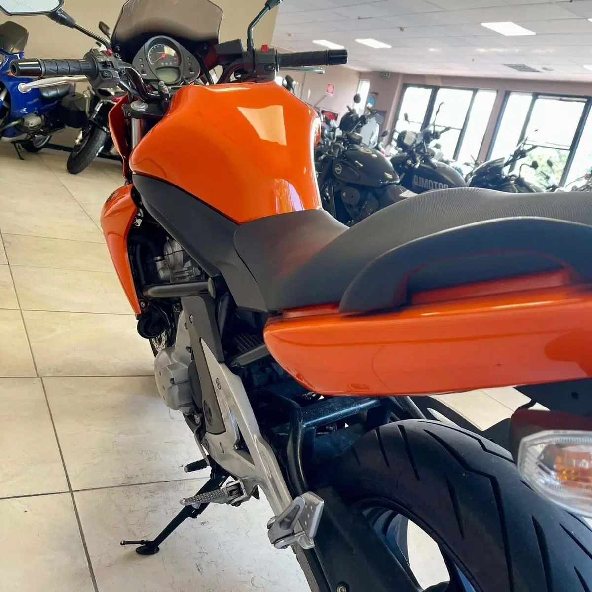 Kawasaki ER-6N (2005 - 08) (8)