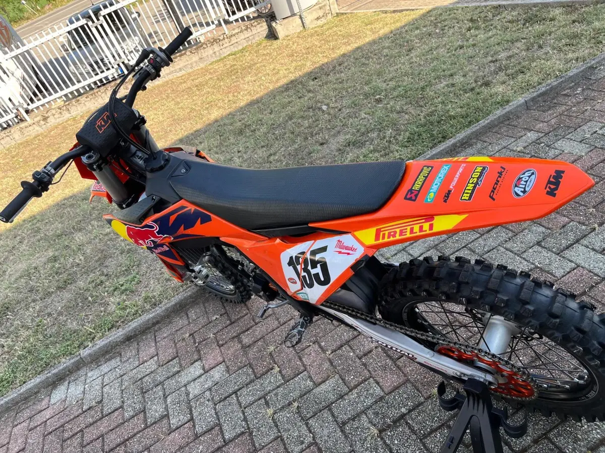 KTM 250 SX-F (2025) (8)