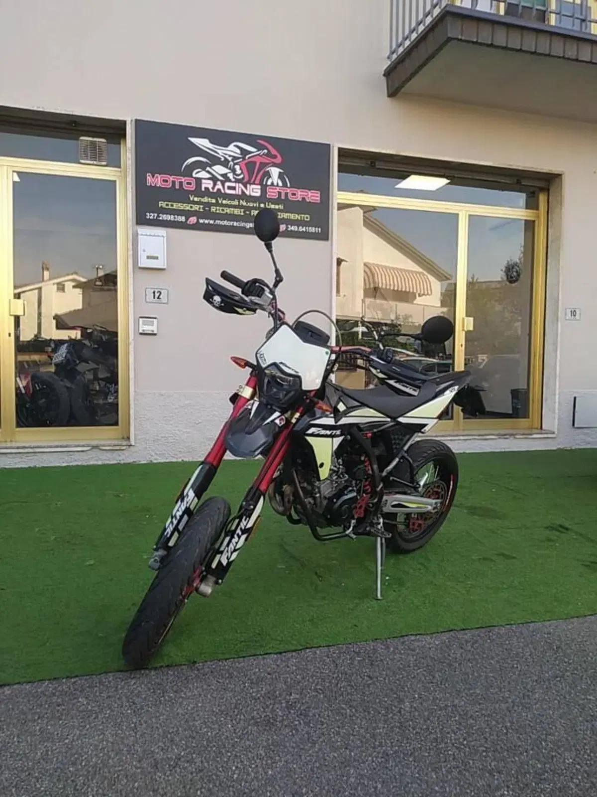 Fantic Motor XMF 125 Motard Competition 4t (2021 - 22) (5)