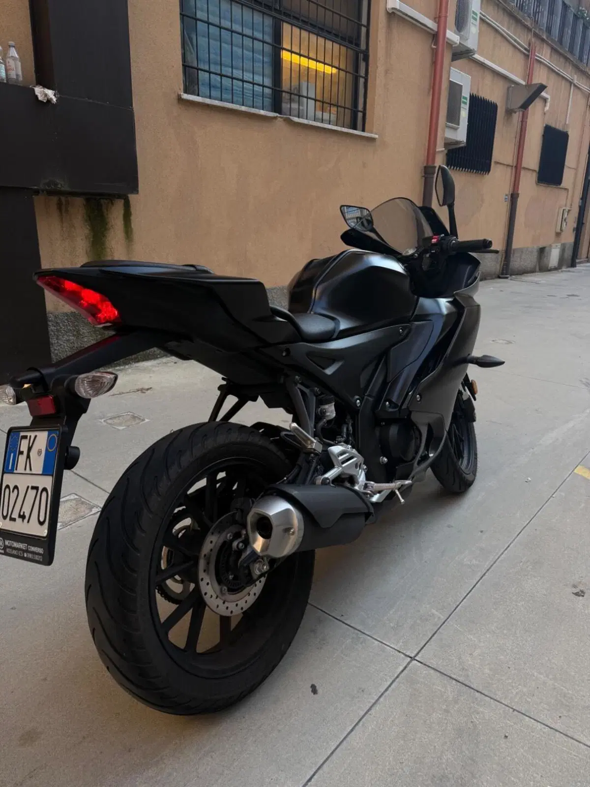 Yamaha YZF R125 (2023 - 26) (7)