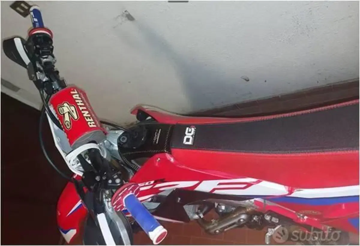 Honda CRF 250R (2021) (2)