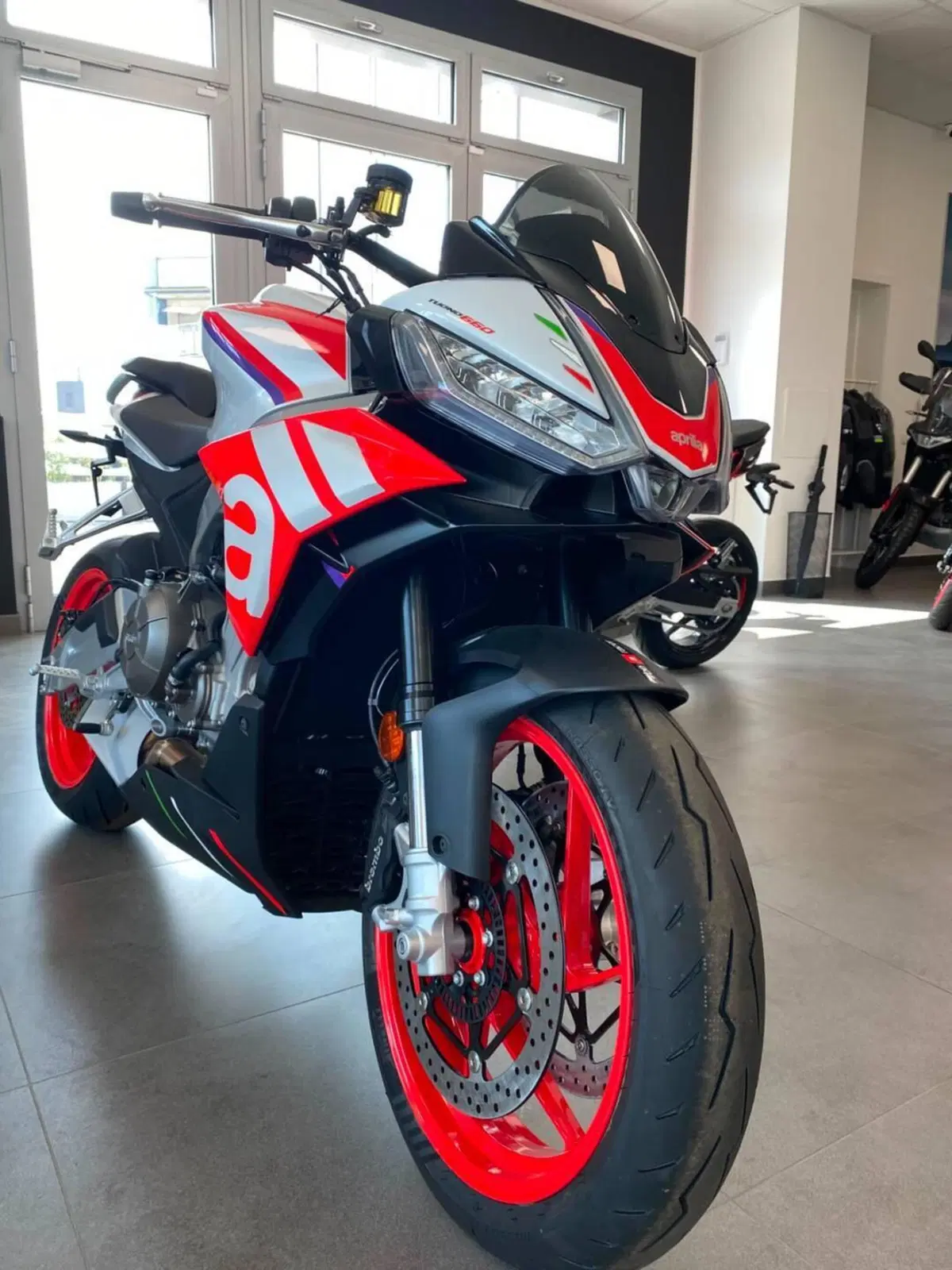 Aprilia Tuono 660 Factory (2022 - 24) (6)