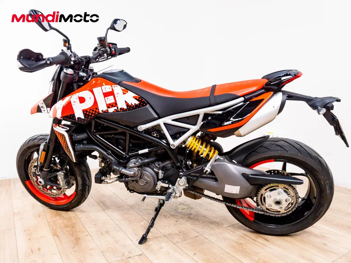 Ducati Hypermotard 950 RVE (2020) (7)