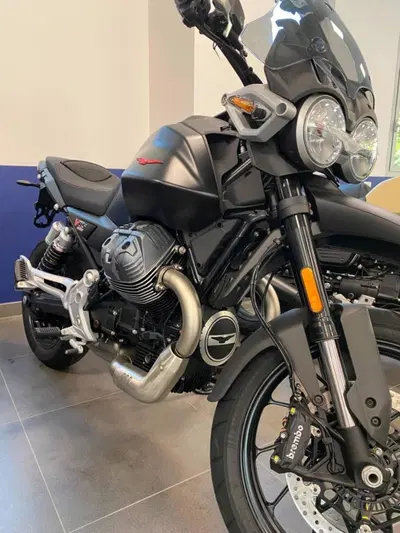 Moto Guzzi V85 Strada (2024 - 26) nuova