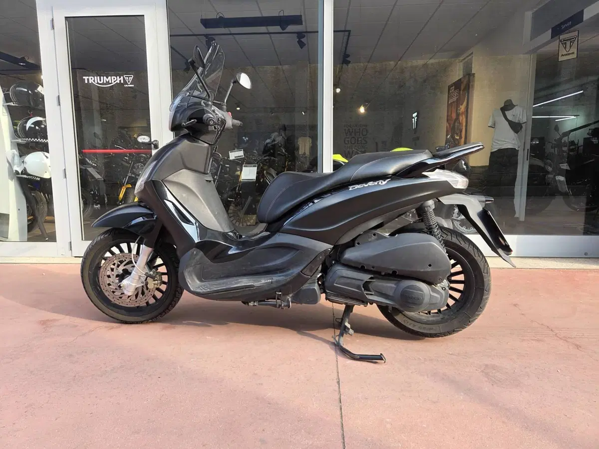 Piaggio Beverly 300 i.e. (2010 - 16) (6)