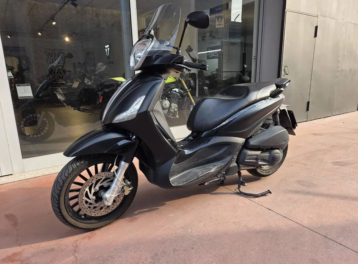 Piaggio Beverly 300 i.e. (2010 - 16) (8)