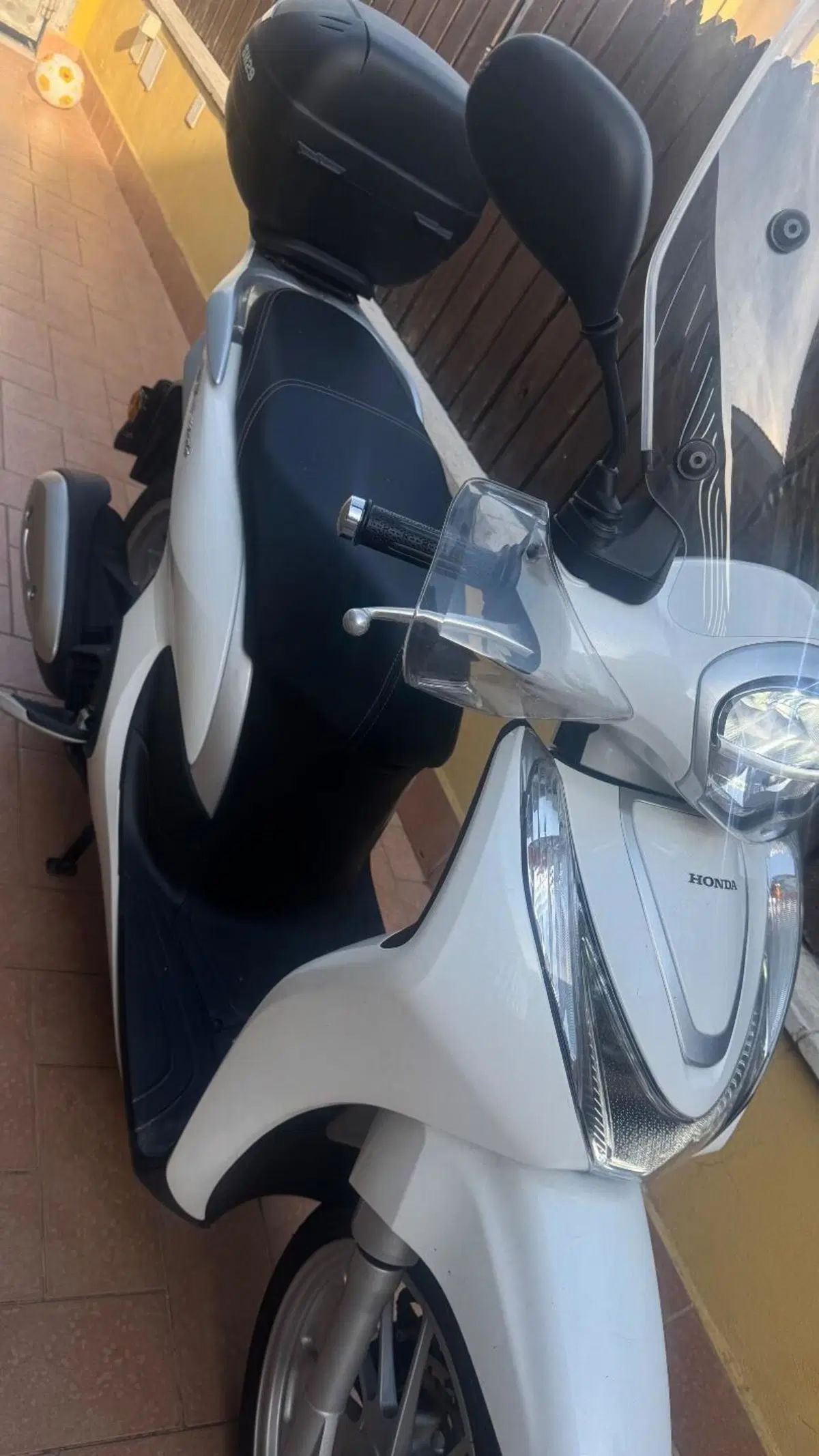 Honda SH 125 Mode (2024 - 26) (2)