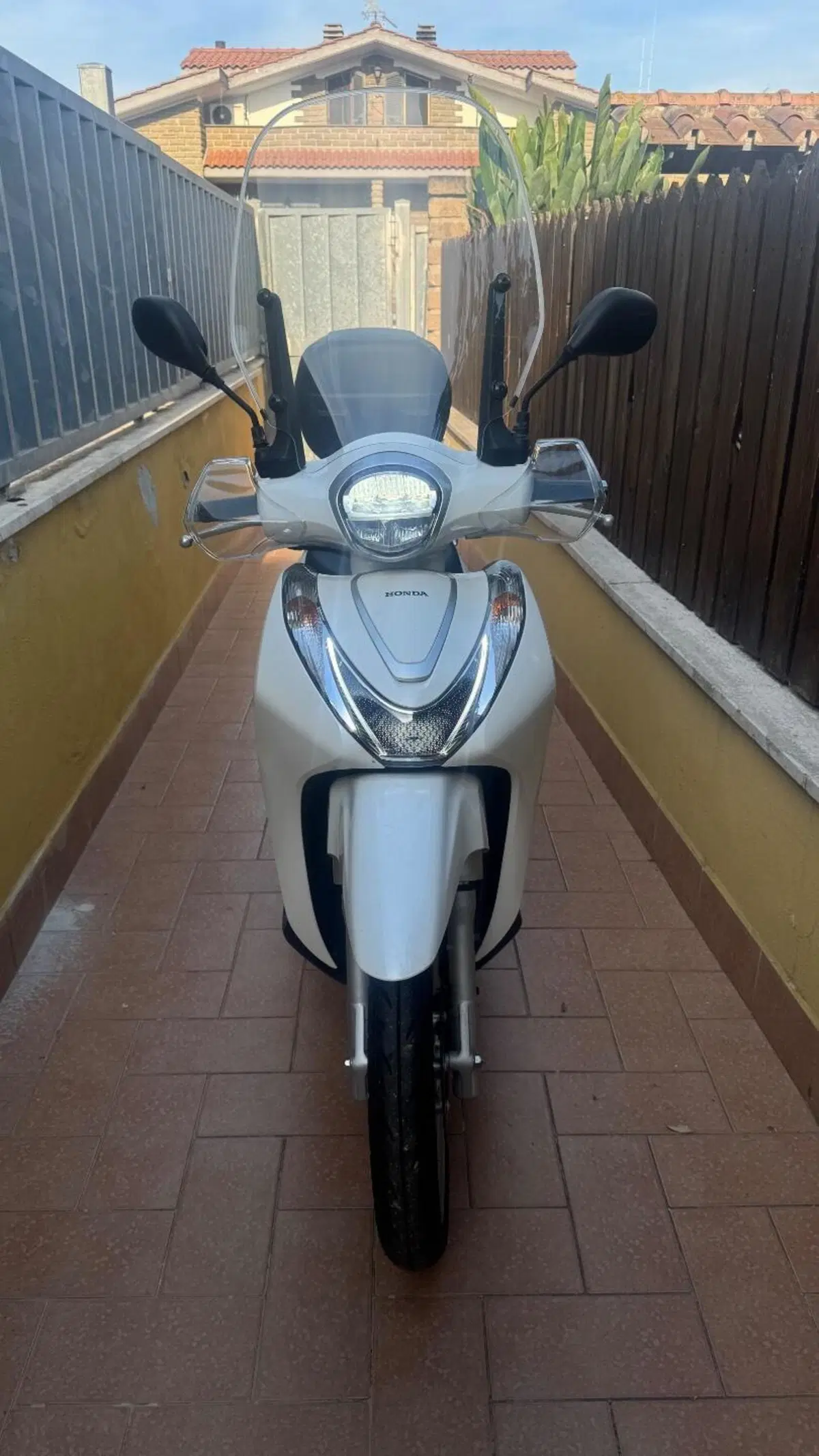 Honda SH 125 Mode (2024 - 26) (4)