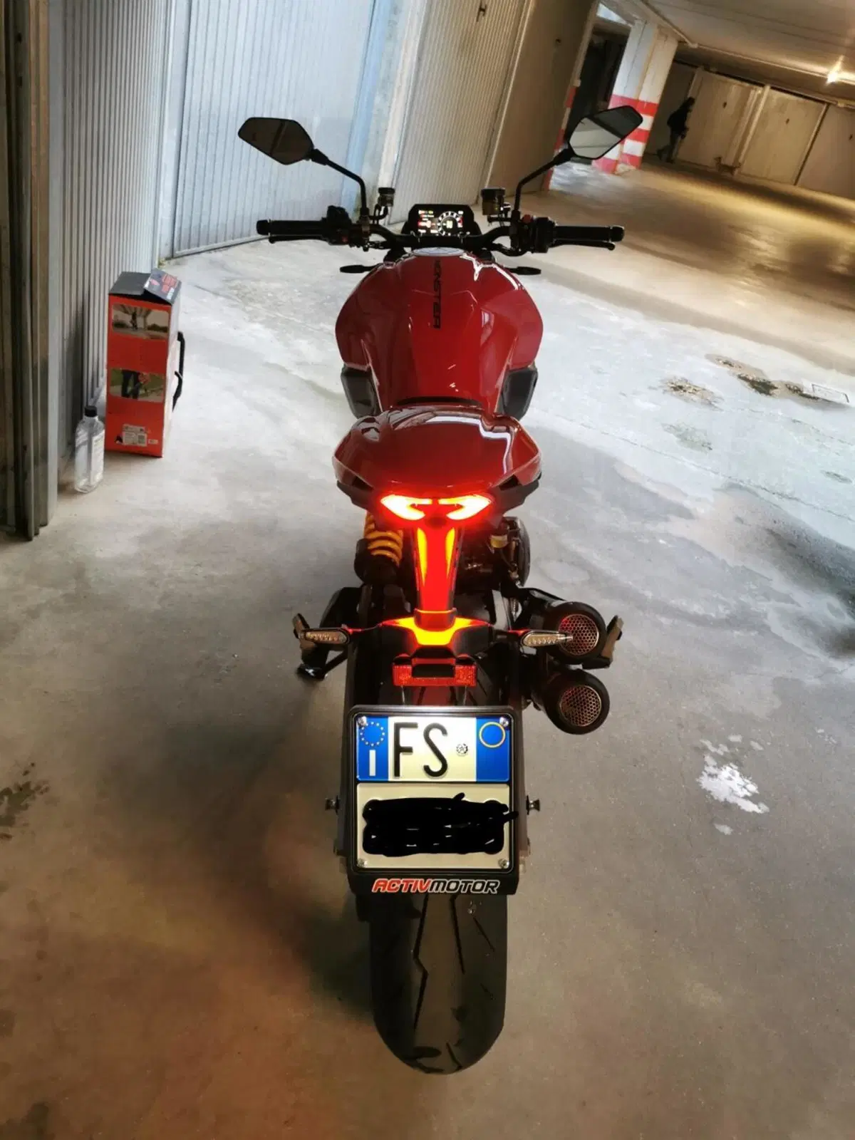 Ducati Monster 890 + (2026) (2)