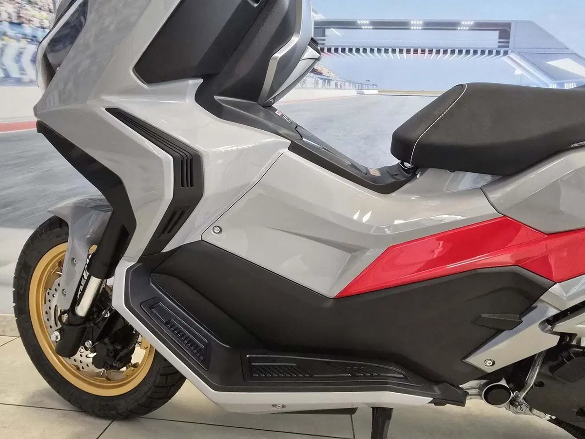 Swm Venturo 125 (2026) (9)