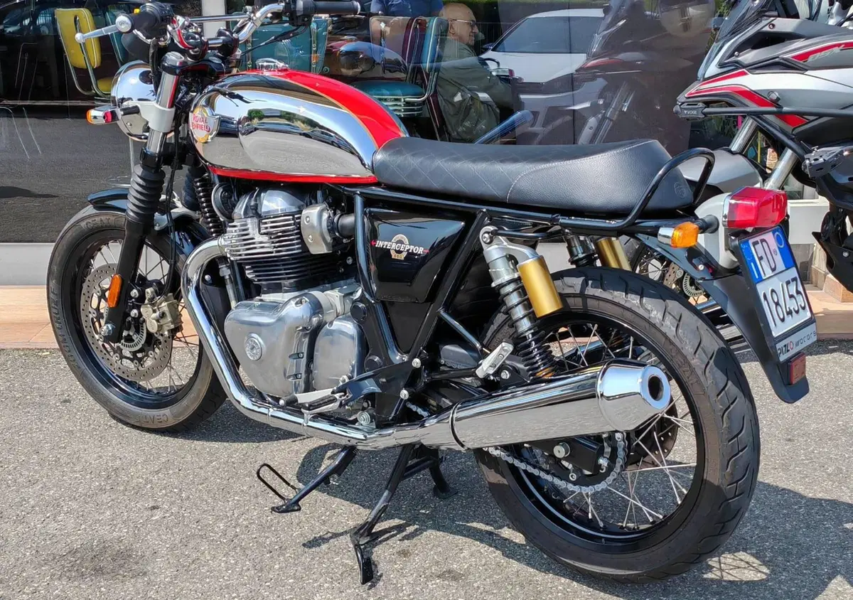 Royal Enfield Interceptor 650 (2021 - 26)