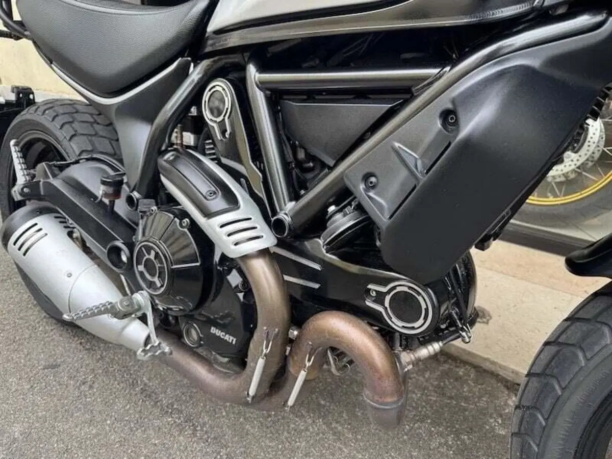 Ducati Scrambler 800 Icon Dark (2020) (8)