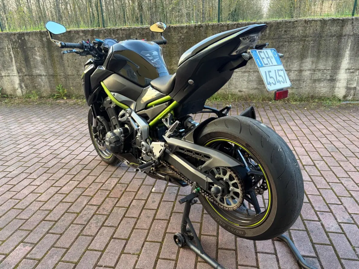 Kawasaki Z 900 (2017 - 18) (4)