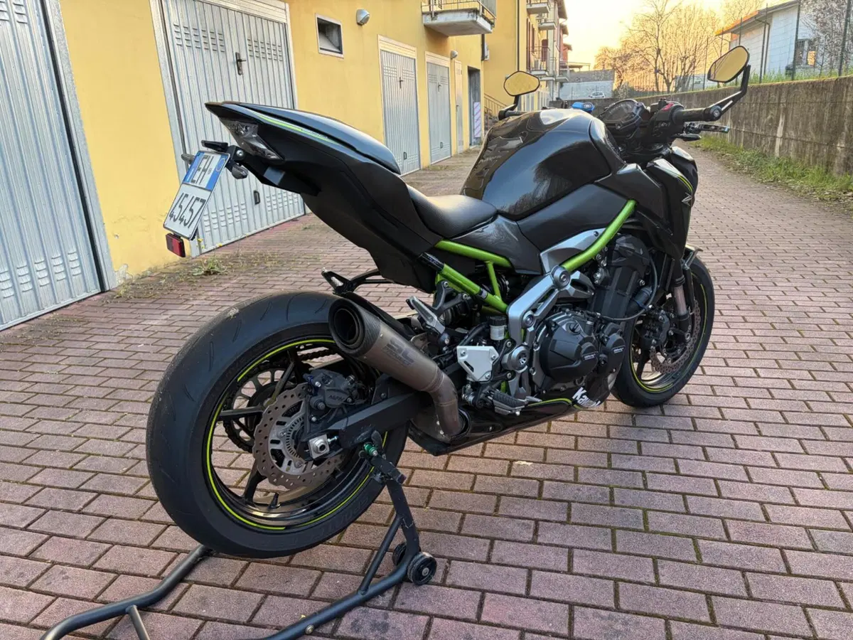 Kawasaki Z 900 (2017 - 18) (5)