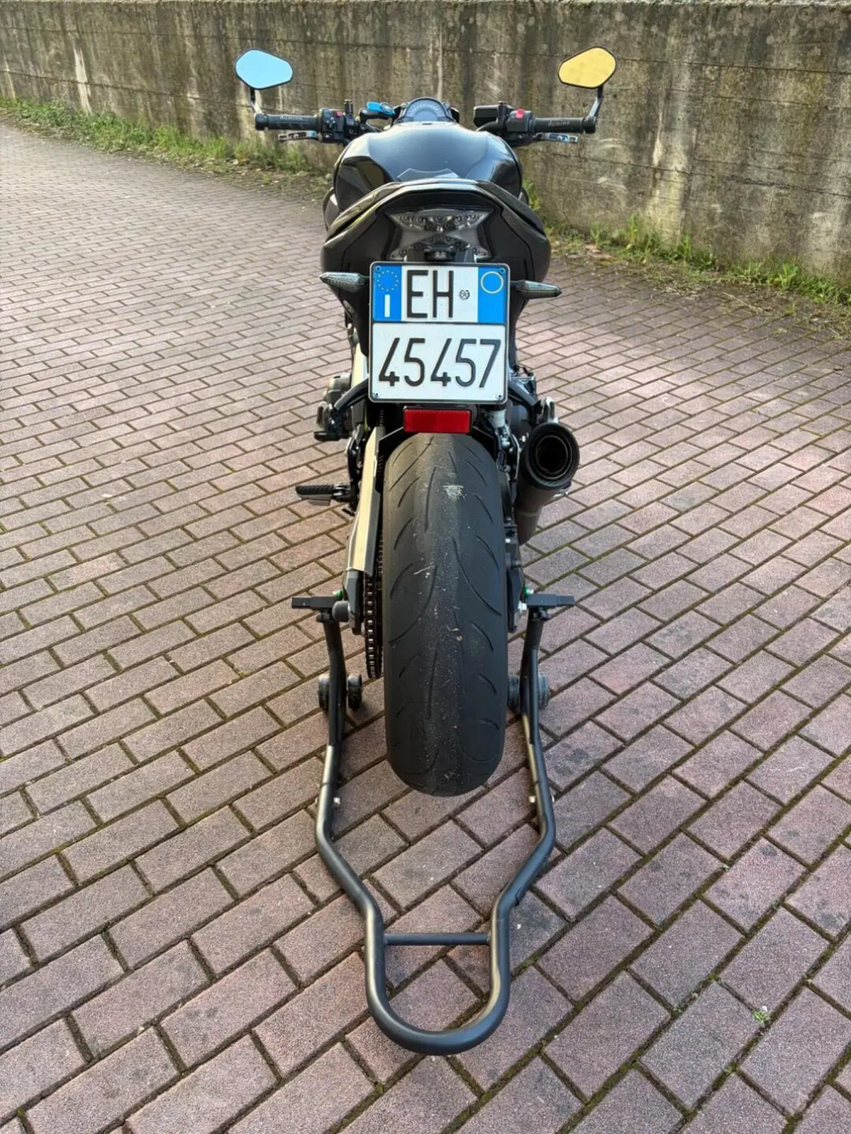 Kawasaki Z 900 (2017 - 18) (10)