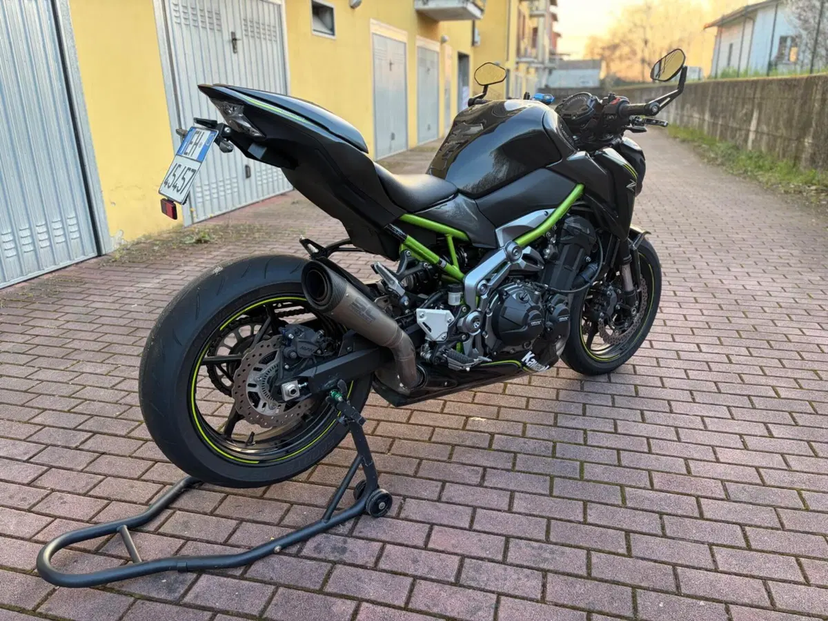 Kawasaki Z 900 (2017 - 18) (8)