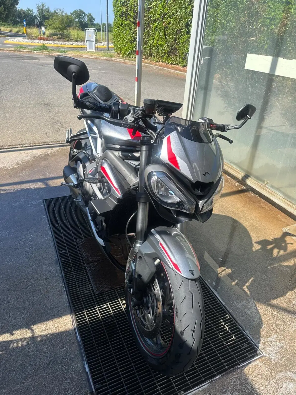 Triumph Street Triple R (2020 - 22) (3)