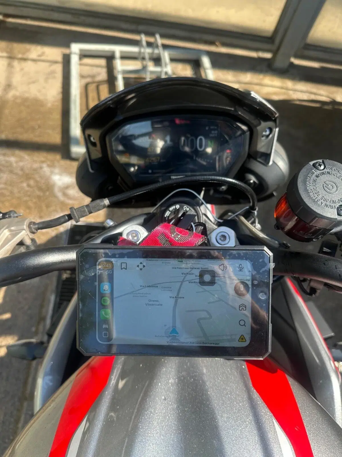 Triumph Street Triple R (2020 - 22) (4)