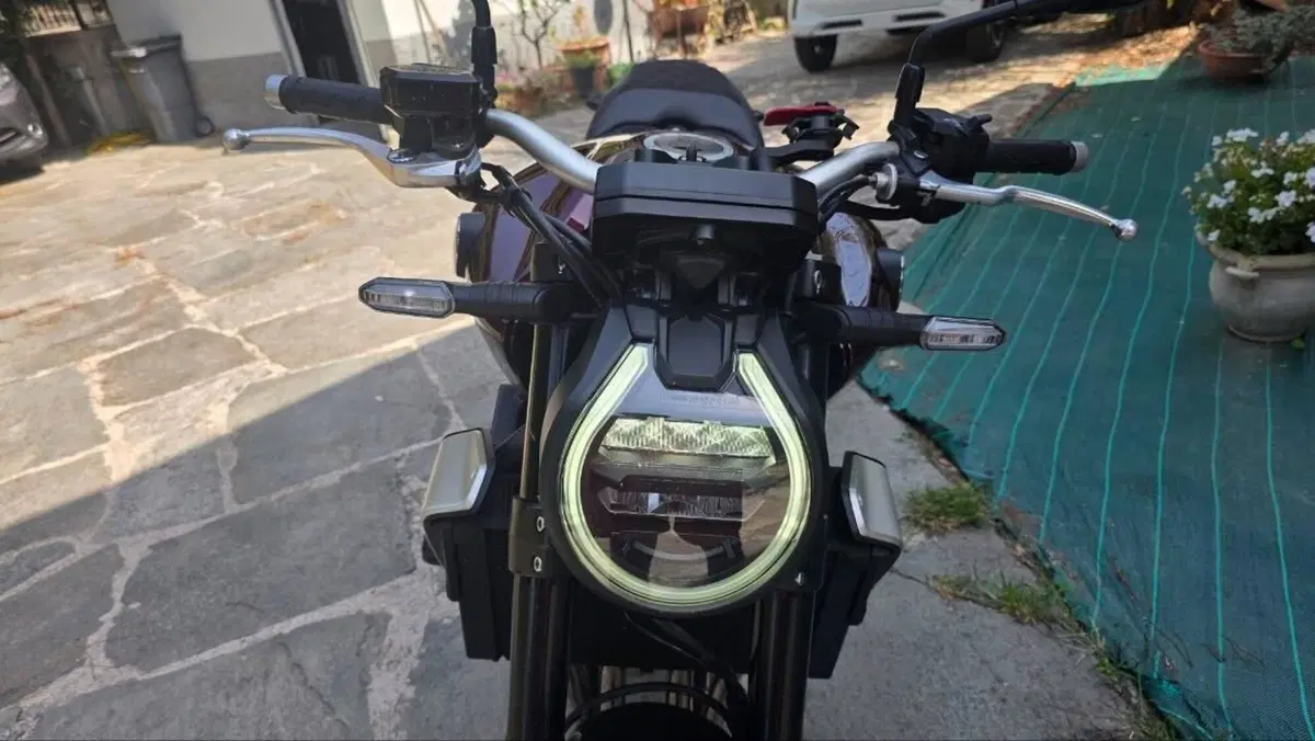 Honda CB 1000 R (2021 - 25) (5)