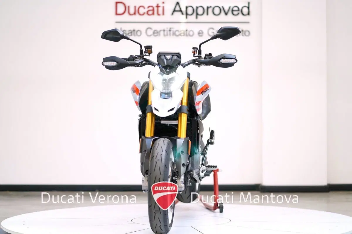 Ducati Hypermotard V2 SP (2026) (2)
