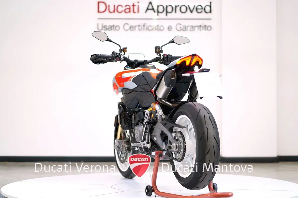 Ducati Hypermotard V2 SP (2026) (6)