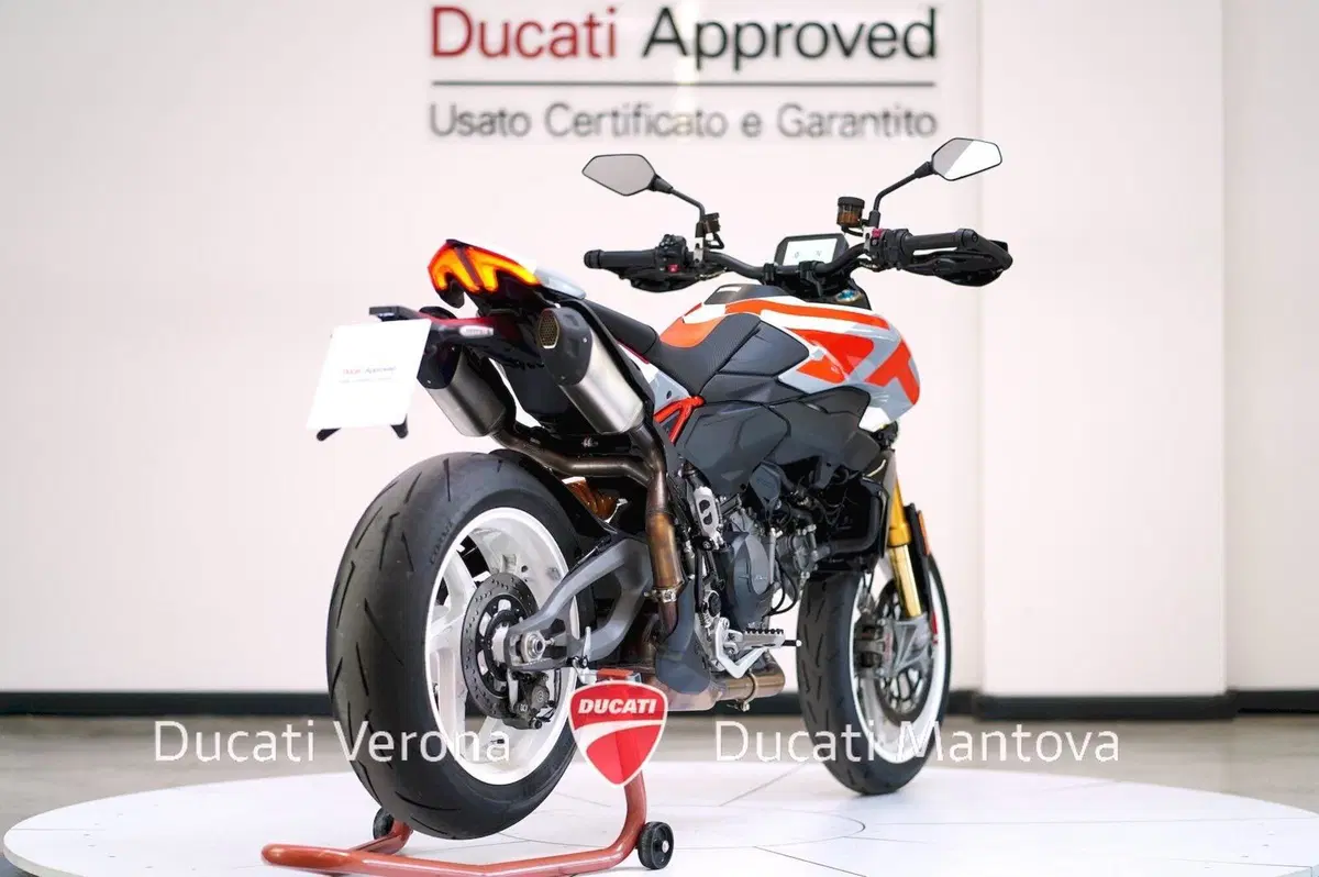 Ducati Hypermotard V2 SP (2026) (7)