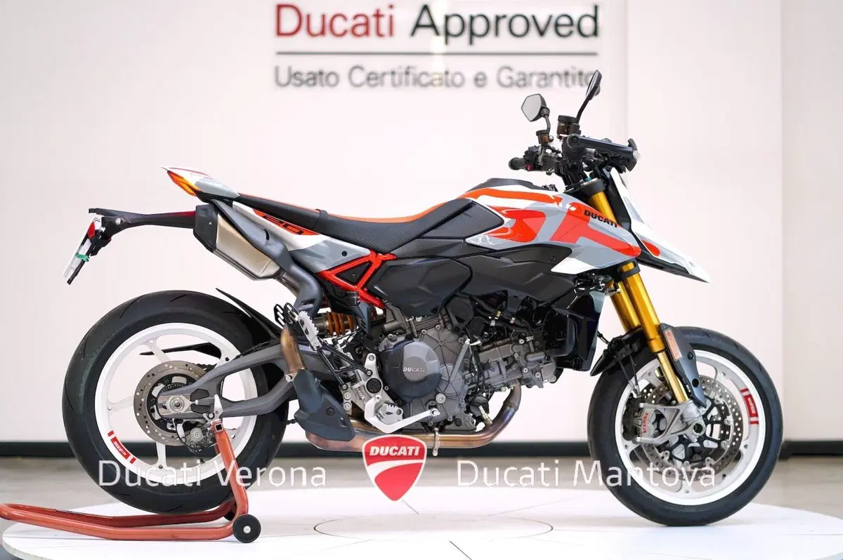 Ducati Hypermotard V2 SP (2026) (8)