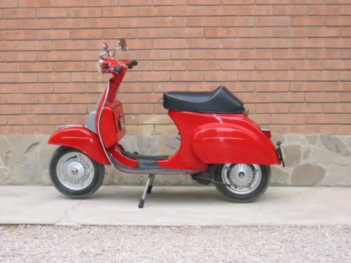 Piaggio Vespa 50 Special (4)